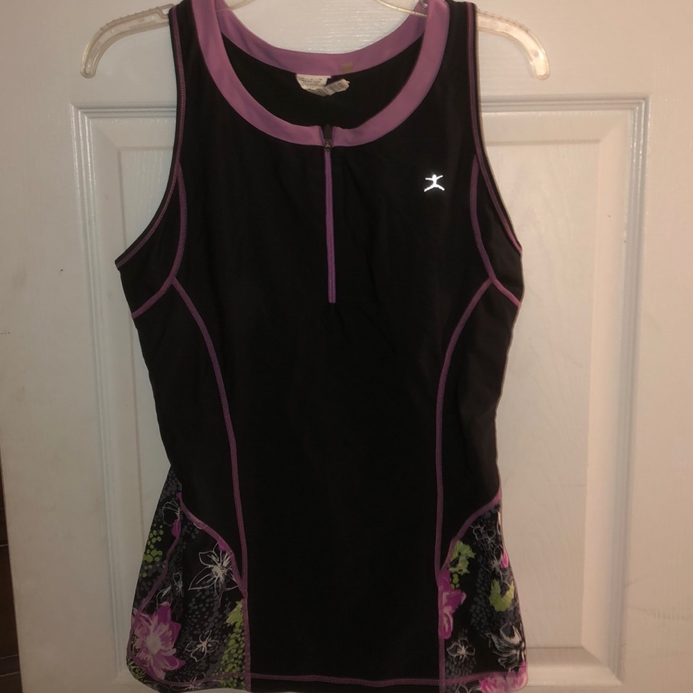 Danskin singlet top